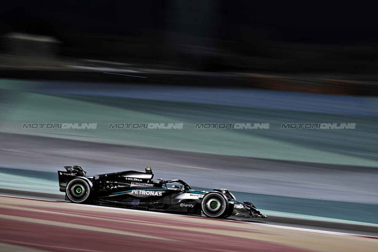 TEST BAHRAIN, Andrea Kimi Antonelli (ITA) Mercedes AMG F1 W16.

27.02.2025. Formula 1 Testing, Sakhir, Bahrain, Day Two.

- www.xpbimages.com, EMail: requests@xpbimages.com © Copyright: Price / XPB Images