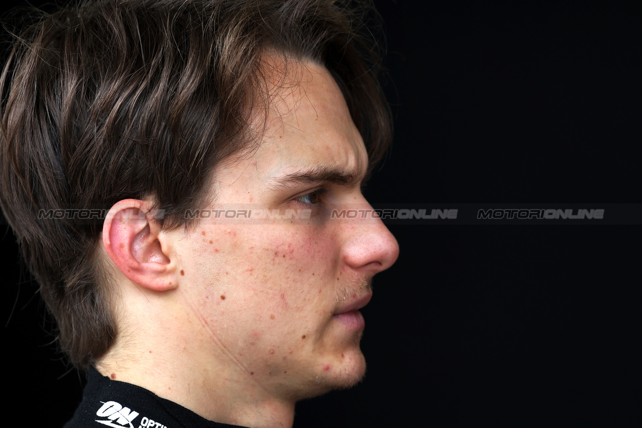 TEST BAHRAIN, Oscar Piastri (AUS) McLaren.

27.02.2025. Formula 1 Testing, Sakhir, Bahrain, Day Two.

 - www.xpbimages.com, EMail: requests@xpbimages.com © Copyright: Coates / XPB Images