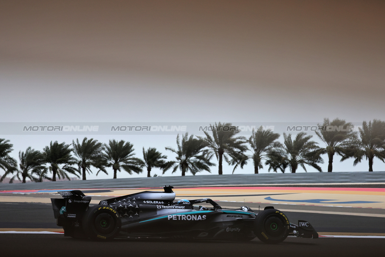 TEST BAHRAIN, George Russell (GBR) Mercedes AMG F1 W16.

27.02.2025. Formula 1 Testing, Sakhir, Bahrain, Day Two.

- www.xpbimages.com, EMail: requests@xpbimages.com © Copyright: Bearne / XPB Images
