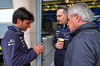 TEST BAHRAIN, (L to R): Carlos Sainz (ESP) Atlassian Williams Racing with Gaetan Jego (FRA) Atlassian Williams Racing Gara Engineer e Carlos Sainz (ESP).

27.02.2025. Formula 1 Testing, Sakhir, Bahrain, Day Two.

- www.xpbimages.com, EMail: requests@xpbimages.com © Copyright: Batchelor / XPB Images