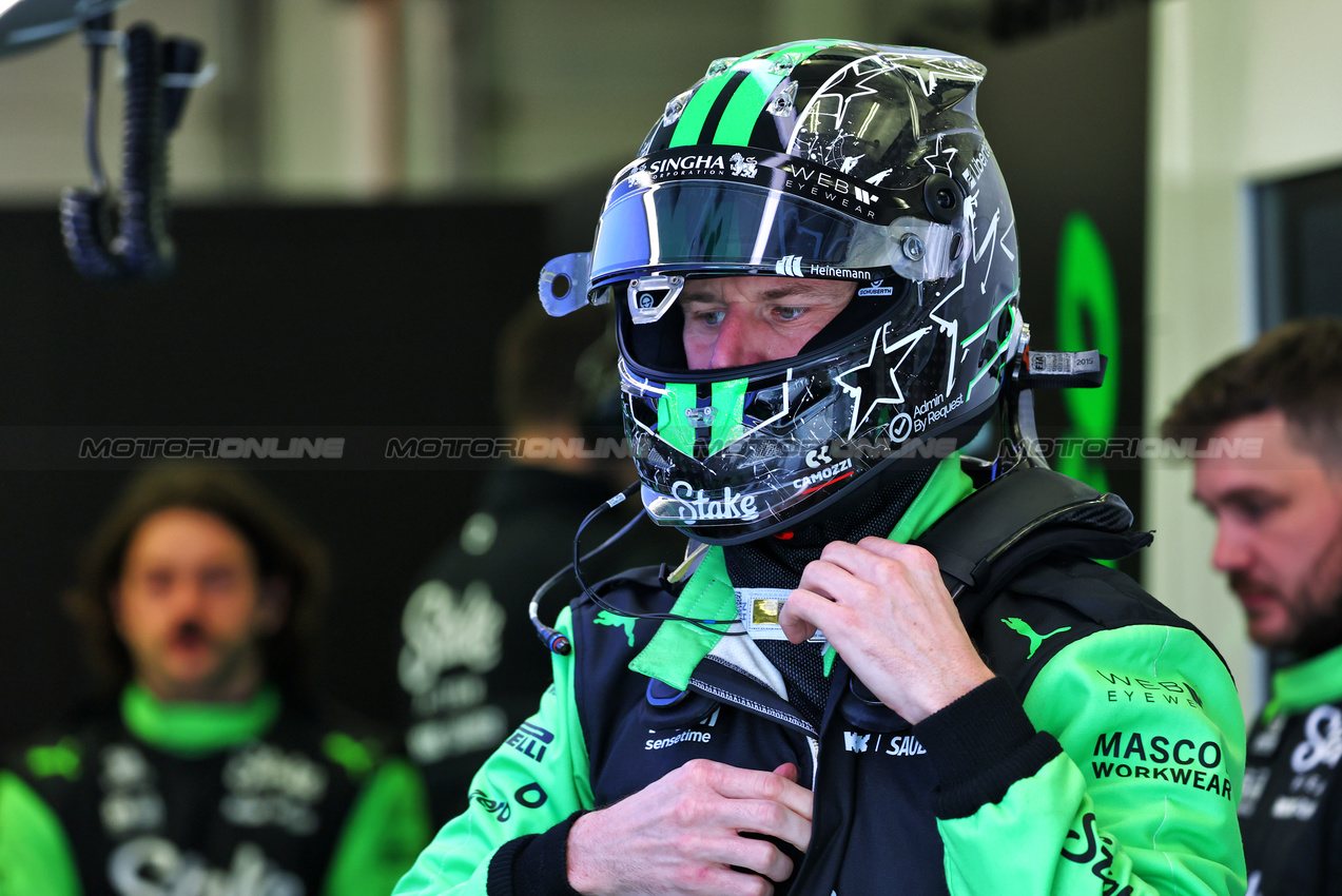 TEST BAHRAIN, Nico Hulkenberg (GER) Sauber.

26.02.2025. Formula 1 Testing, Sakhir, Bahrain, Day One.

- www.xpbimages.com, EMail: requests@xpbimages.com © Copyright: Batchelor / XPB Images