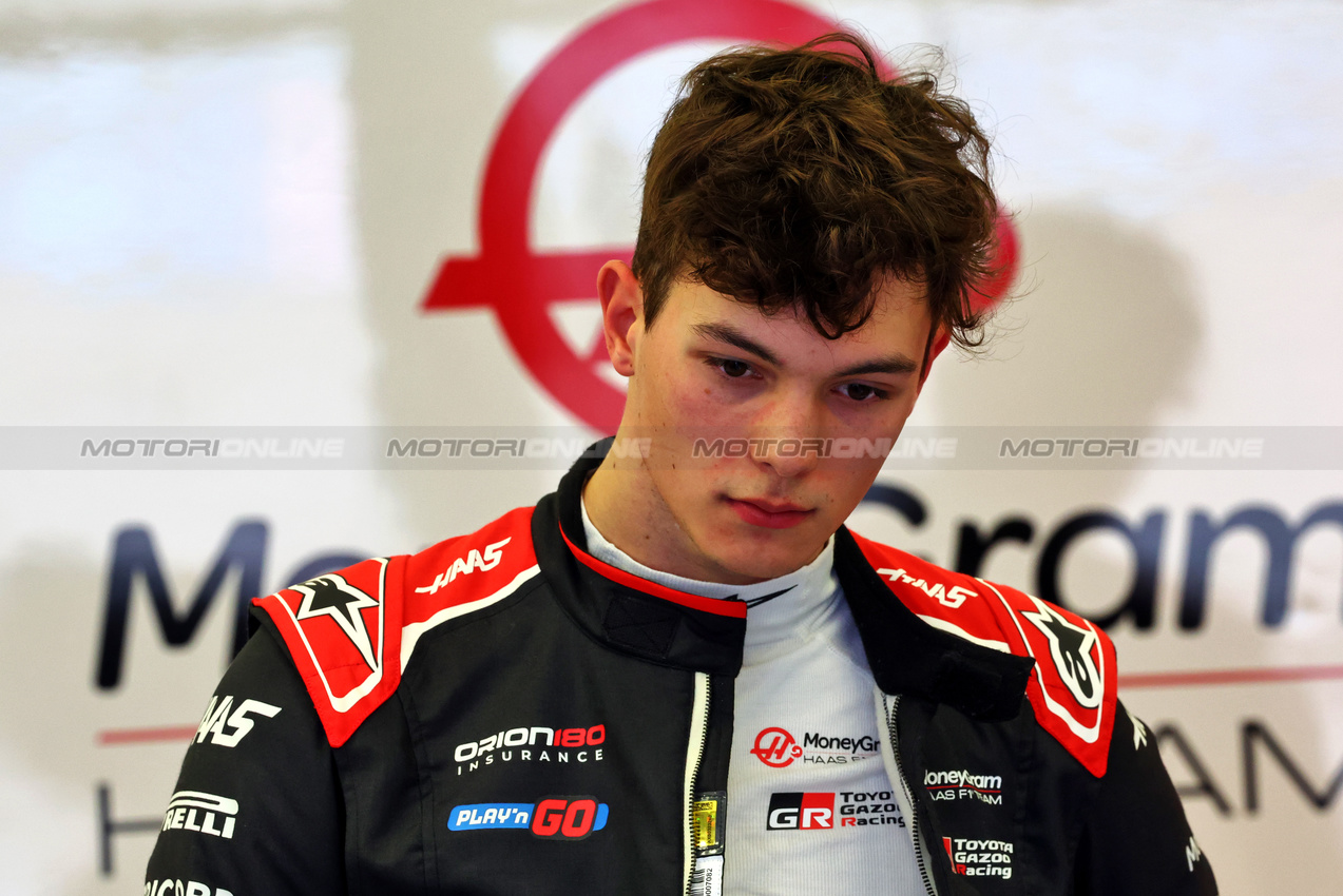 TEST BAHRAIN, Oliver Bearman (GBR) Haas F1 Team.

26.02.2025. Formula 1 Testing, Sakhir, Bahrain, Day One.

- www.xpbimages.com, EMail: requests@xpbimages.com © Copyright: Charniaux / XPB Images