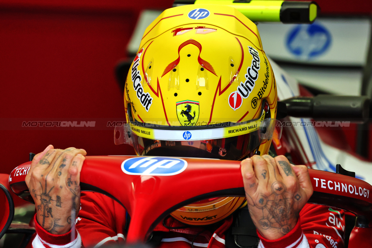 TEST BAHRAIN, Lewis Hamilton (GBR) Ferrari SF-25.

26.02.2025. Formula 1 Testing, Sakhir, Bahrain, Day One.

- www.xpbimages.com, EMail: requests@xpbimages.com © Copyright: Batchelor / XPB Images