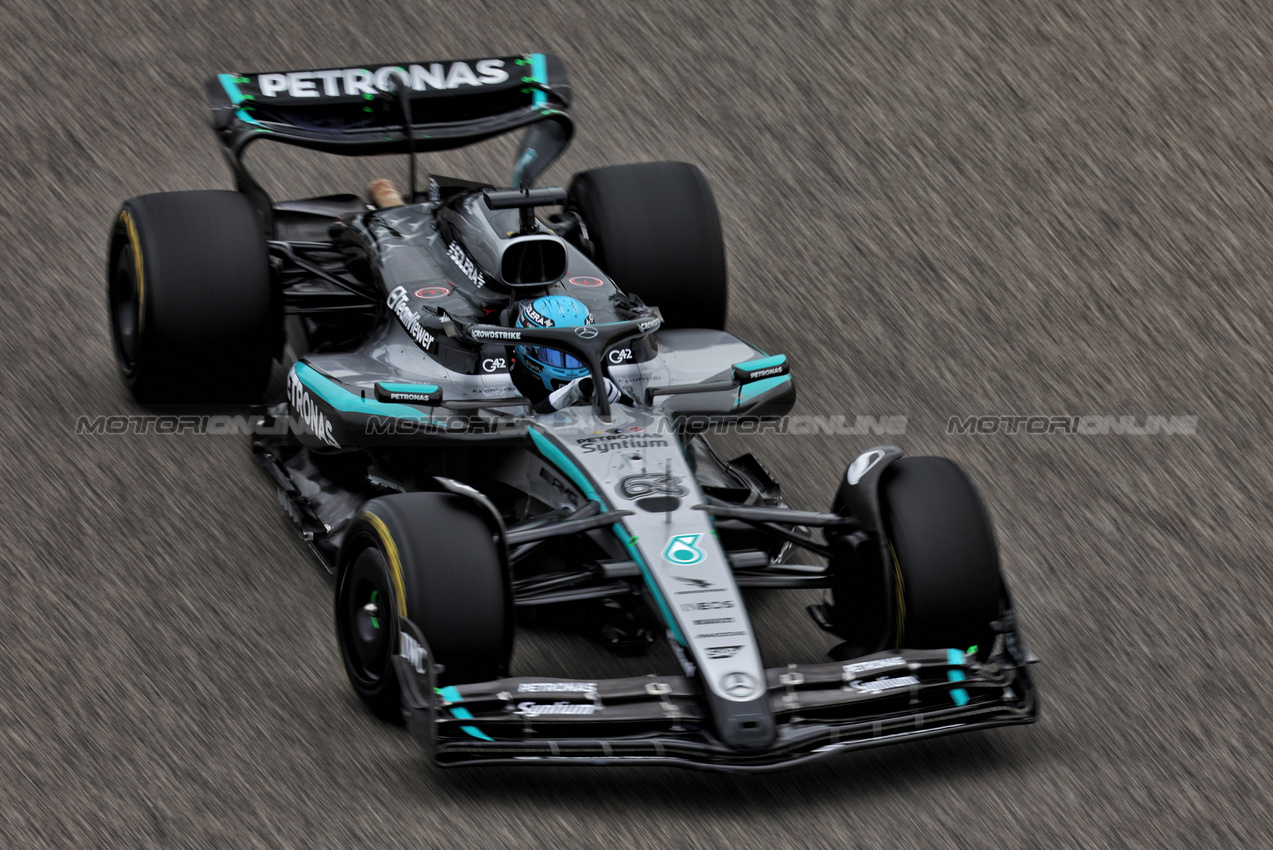 TEST BAHRAIN, George Russell (GBR) Mercedes AMG F1 W16.

26.02.2025. Formula 1 Testing, Sakhir, Bahrain, Day One.

- www.xpbimages.com, EMail: requests@xpbimages.com © Copyright: Bearne / XPB Images