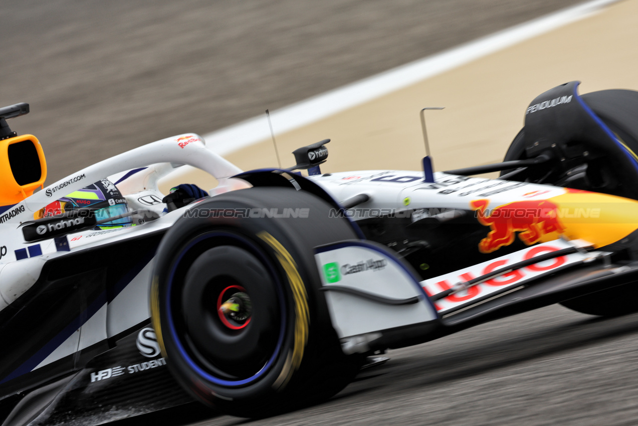 TEST BAHRAIN, Isack Hadjar (FRA) Racing Bulls VCARB 02.

26.02.2025. Formula 1 Testing, Sakhir, Bahrain, Day One.

- www.xpbimages.com, EMail: requests@xpbimages.com © Copyright: Bearne / XPB Images