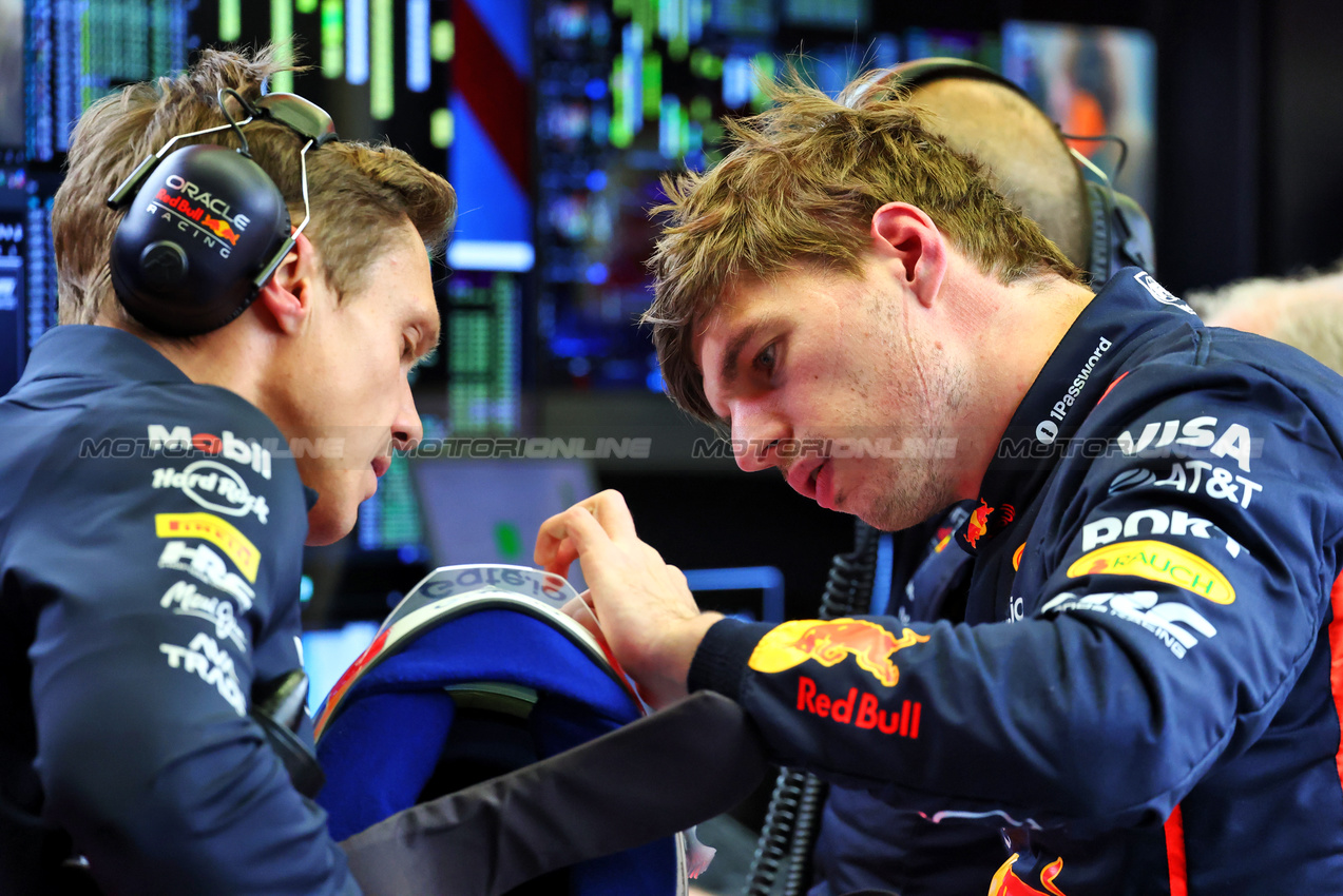 TEST BAHRAIN, Max Verstappen (NLD) Red Bull Racing.

26.02.2025. Formula 1 Testing, Sakhir, Bahrain, Day One.

- www.xpbimages.com, EMail: requests@xpbimages.com © Copyright: Batchelor / XPB Images