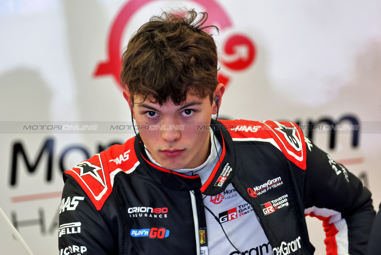 TEST BAHRAIN, Oliver Bearman (GBR) Haas F1 Team.

26.02.2025. Formula 1 Testing, Sakhir, Bahrain, Day One.

 - www.xpbimages.com, EMail: requests@xpbimages.com © Copyright: Coates / XPB Images