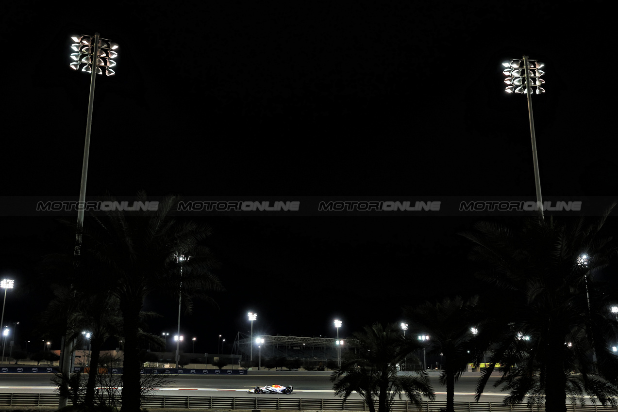 TEST BAHRAIN, Isack Hadjar (FRA) Racing Bulls VCARB 02.

26.02.2025. Formula 1 Testing, Sakhir, Bahrain, Day One.

- www.xpbimages.com, EMail: requests@xpbimages.com © Copyright: Bearne / XPB Images