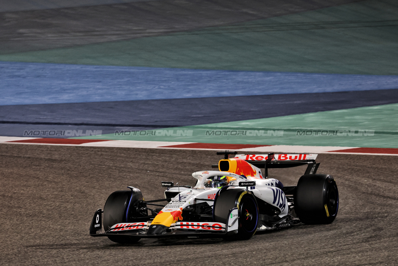 TEST BAHRAIN, Isack Hadjar (FRA) Racing Bulls VCARB 02.

26.02.2025. Formula 1 Testing, Sakhir, Bahrain, Day One.

- www.xpbimages.com, EMail: requests@xpbimages.com © Copyright: Bearne / XPB Images