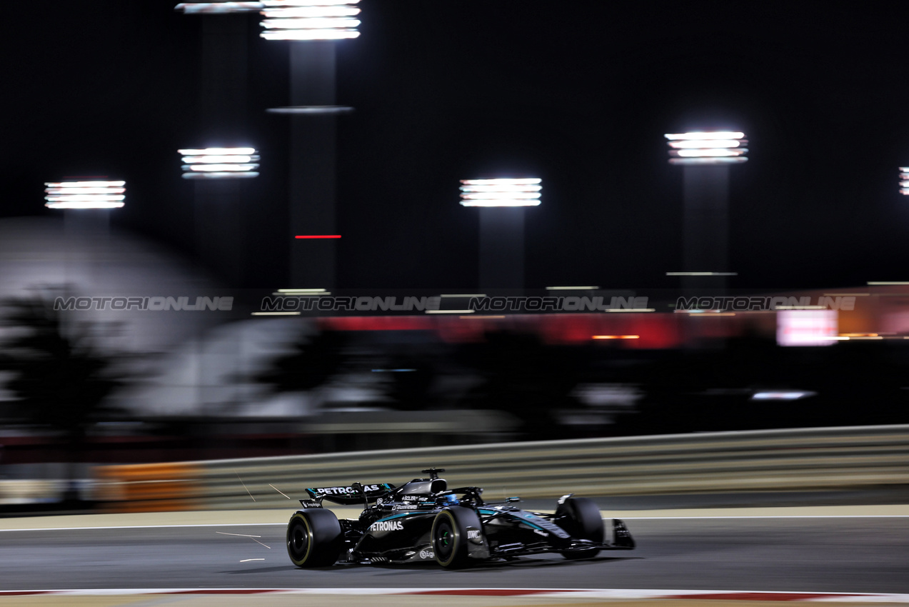 TEST BAHRAIN, George Russell (GBR) Mercedes AMG F1 W16.

26.02.2025. Formula 1 Testing, Sakhir, Bahrain, Day One.

- www.xpbimages.com, EMail: requests@xpbimages.com © Copyright: Bearne / XPB Images