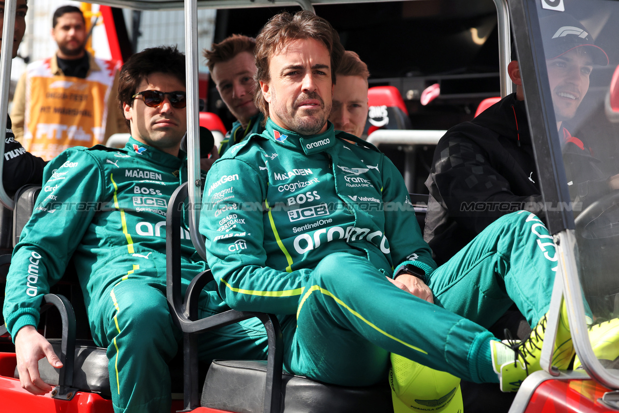 TEST BAHRAIN, Fernando Alonso (ESP) Aston Martin F1 Team.

26.02.2025. Formula 1 Testing, Sakhir, Bahrain, Day One.

- www.xpbimages.com, EMail: requests@xpbimages.com © Copyright: Bearne / XPB Images