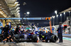 TEST BAHRAIN, Carlos Sainz (ESP) Atlassian Williams Racing FW46 practices a pit stop.

26.02.2025. Formula 1 Testing, Sakhir, Bahrain, Day One.

- www.xpbimages.com, EMail: requests@xpbimages.com © Copyright: Batchelor / XPB Images