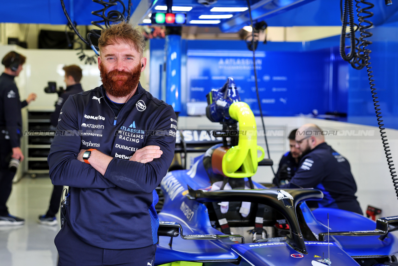 TEST BAHRAIN, Patrick Harding (GBR) Atlassian Williams Racing Personal Trainer.

28.02.2025. Formula 1 Testing, Sakhir, Bahrain, Day Three.

- www.xpbimages.com, EMail: requests@xpbimages.com © Copyright: Bearne / XPB Images