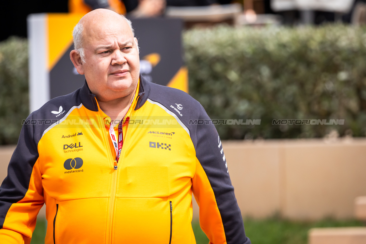 TEST BAHRAIN, Rob Marshall (GBR) McLaren Chief Designer.

28.02.2025. Formula 1 Testing, Sakhir, Bahrain, Day Three.

- www.xpbimages.com, EMail: requests@xpbimages.com © Copyright: Bearne / XPB Images