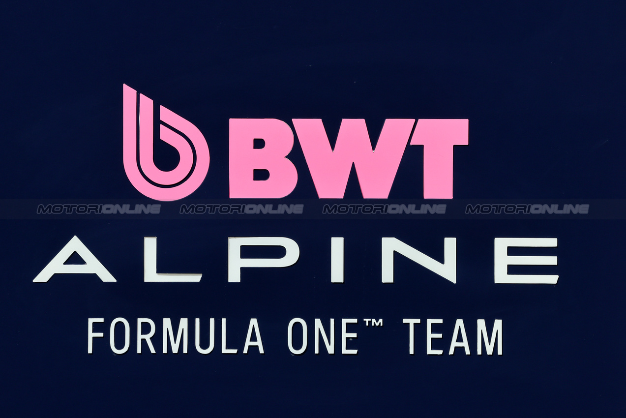 TEST BAHRAIN, Alpine F1 Team logo.

28.02.2025. Formula 1 Testing, Sakhir, Bahrain, Day Three.

- www.xpbimages.com, EMail: requests@xpbimages.com © Copyright: Batchelor / XPB Images
