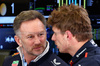 TEST BAHRAIN, (L to R): Christian Horner (GBR) Red Bull Racing Team Principal with Max Verstappen (NLD) Red Bull Racing.

28.02.2025. Formula 1 Testing, Sakhir, Bahrain, Day Three.

- www.xpbimages.com, EMail: requests@xpbimages.com © Copyright: Charniaux / XPB Images