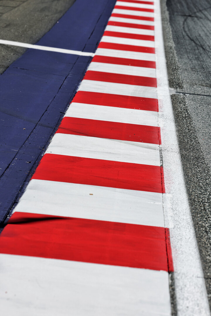 GP AUSTRIA, Circuit Atmosfera - kerb detail.
25.06.2026. Formula 1 World Championship, Rd 8, Austrian Grand Prix, Spielberg, Austria, Preparation Day.
- www.xpbimages.com, EMail: requests@xpbimages.com © Copyright: Moy / XPB Images