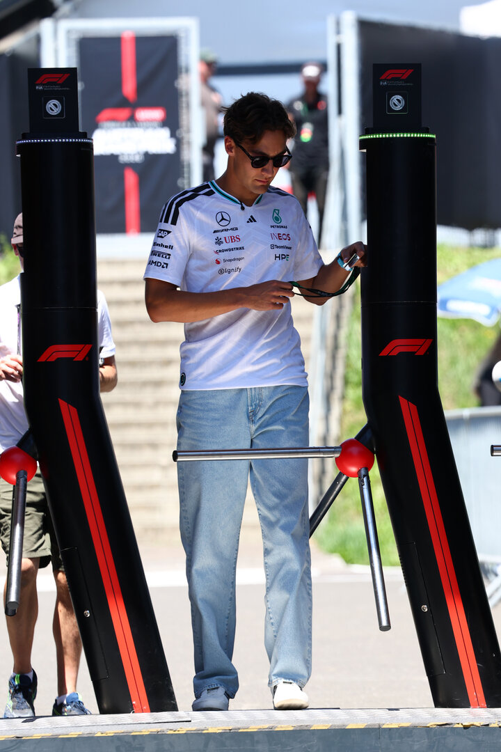 GP AUSTRIA, George Russell (GBR) Mercedes AMG Formula One Team.
25.06.2026. Formula 1 World Championship, Rd 8, Austrian Grand Prix, Spielberg, Austria, Preparation Day.
- www.xpbimages.com, EMail: requests@xpbimages.com © Copyright: Bearne / XPB Images