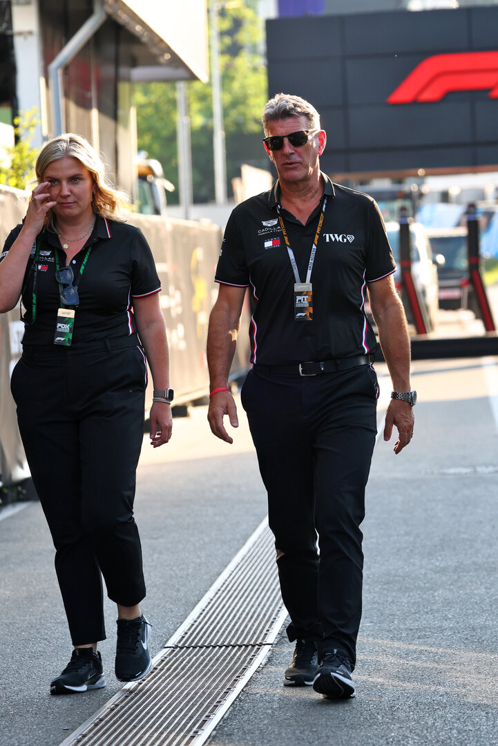 GP AUSTRIA, (L to R): Laura Marchant (GBR) Cadillac Formula 1 Team Executive Assistant with Graeme Lowdon (GBR) Cadillac Formula 1 Team, Team Principal.
25.06.2026. Formula 1 World Championship, Rd 8, Austrian Grand Prix, Spielberg, Austria, Preparation Day.
- www.xpbimages.com, EMail: requests@xpbimages.com © Copyright: Bearne / XPB Images