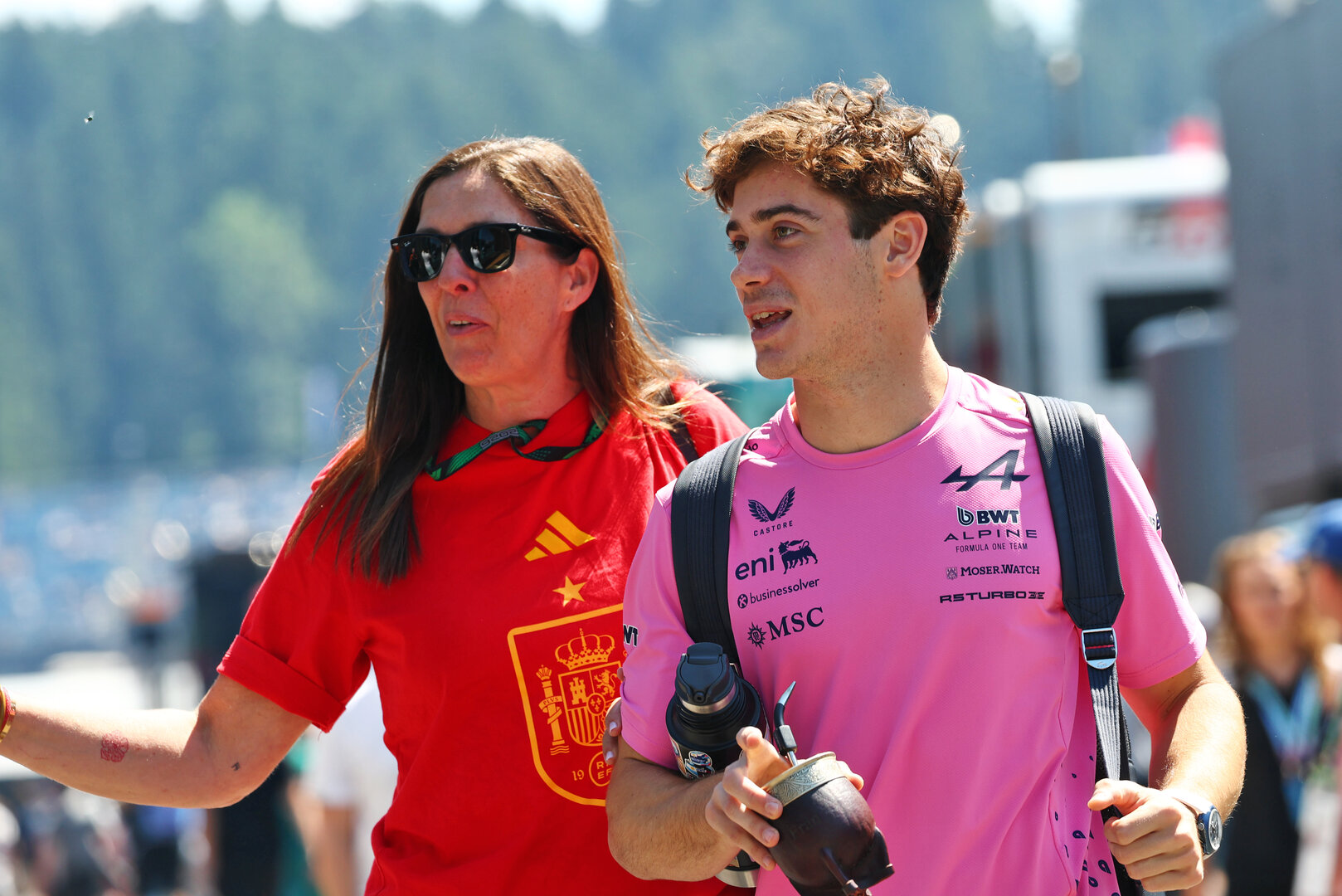 GP AUSTRIA, Franco Colapinto (ARG) Alpine F1 Team (Right) with Maria Catarineu (ESP) Bullet Sports Management Commercial Director.
26.06.2026. Formula 1 World Championship, Rd 8, Austrian Grand Prix, Spielberg, Austria, Practice Day.
- www.xpbimages.com, EMail: requests@xpbimages.com © Copyright: Bearne / XPB Images