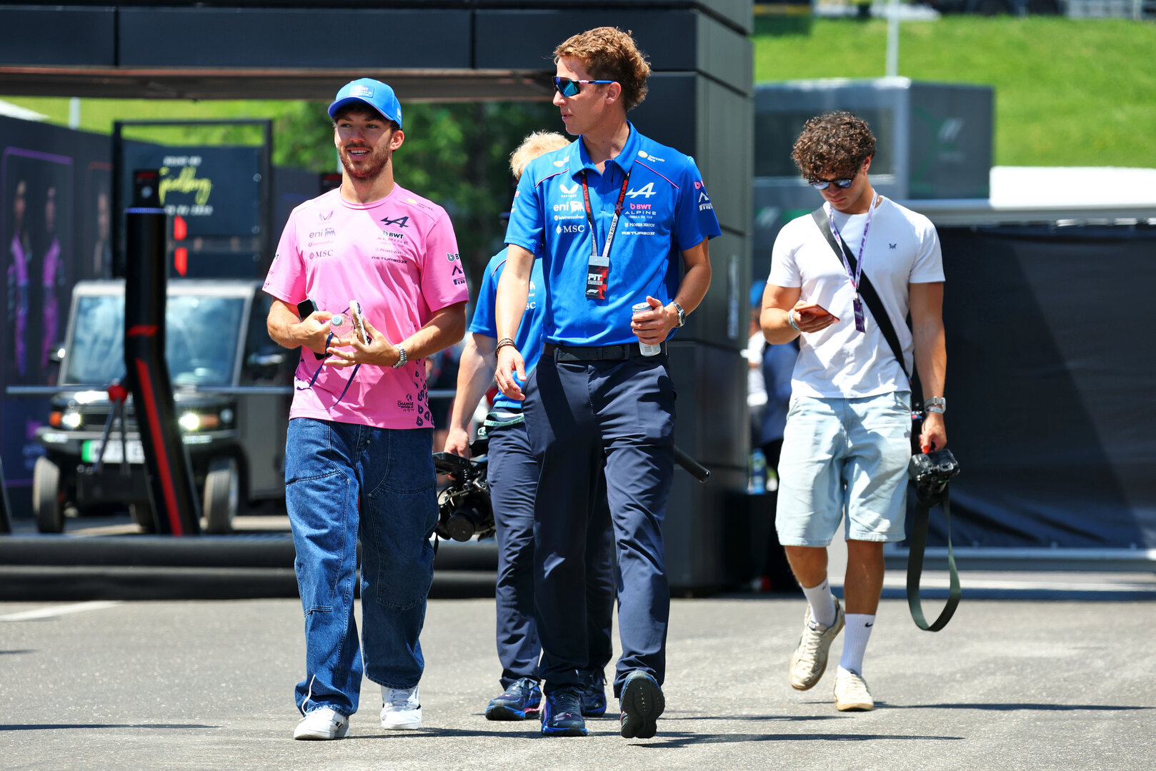 GP AUSTRIA, (L to R): Pierre Gasly (FRA) Alpine F1 Team with James Lloyd (GBR) Alpine F1 Team Senior Communications Manager.
26.06.2026. Formula 1 World Championship, Rd 8, Austrian Grand Prix, Spielberg, Austria, Practice Day.
- www.xpbimages.com, EMail: requests@xpbimages.com © Copyright: Bearne / XPB Images