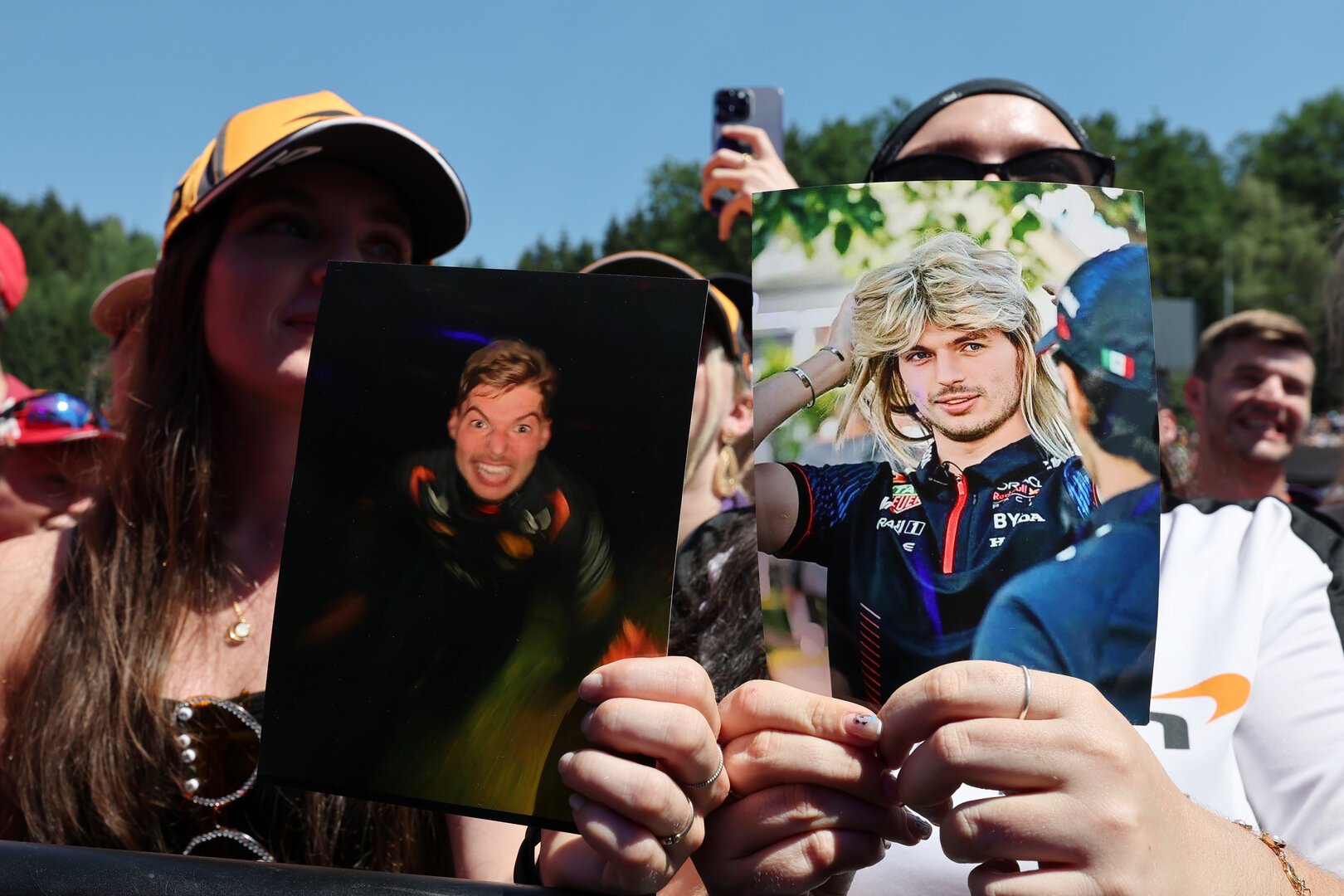 GP AUSTRIA, Max Verstappen (NLD) Red Bull Racing fans at the FanZone Stage.
26.06.2026. Formula 1 World Championship, Rd 8, Austrian Grand Prix, Spielberg, Austria, Practice Day.
- www.xpbimages.com, EMail: requests@xpbimages.com © Copyright: Moy / XPB Images