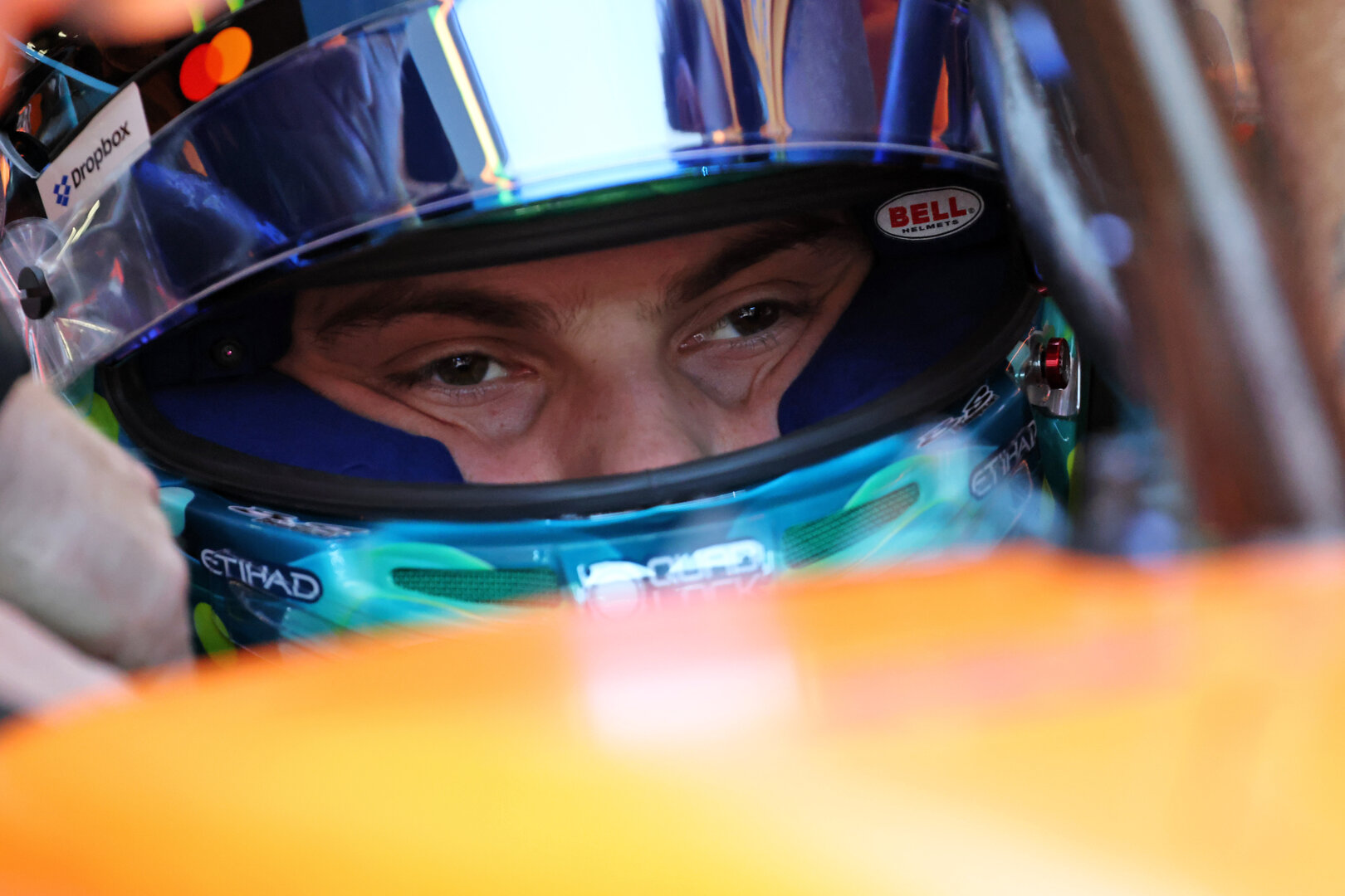 GP AUSTRIA, Oscar Piastri (AUS) McLaren F1 Team MCL40.
26.06.2026. Formula 1 World Championship, Rd 8, Austrian Grand Prix, Spielberg, Austria, Practice Day.
- www.xpbimages.com, EMail: requests@xpbimages.com © Copyright: Batchelor / XPB Images