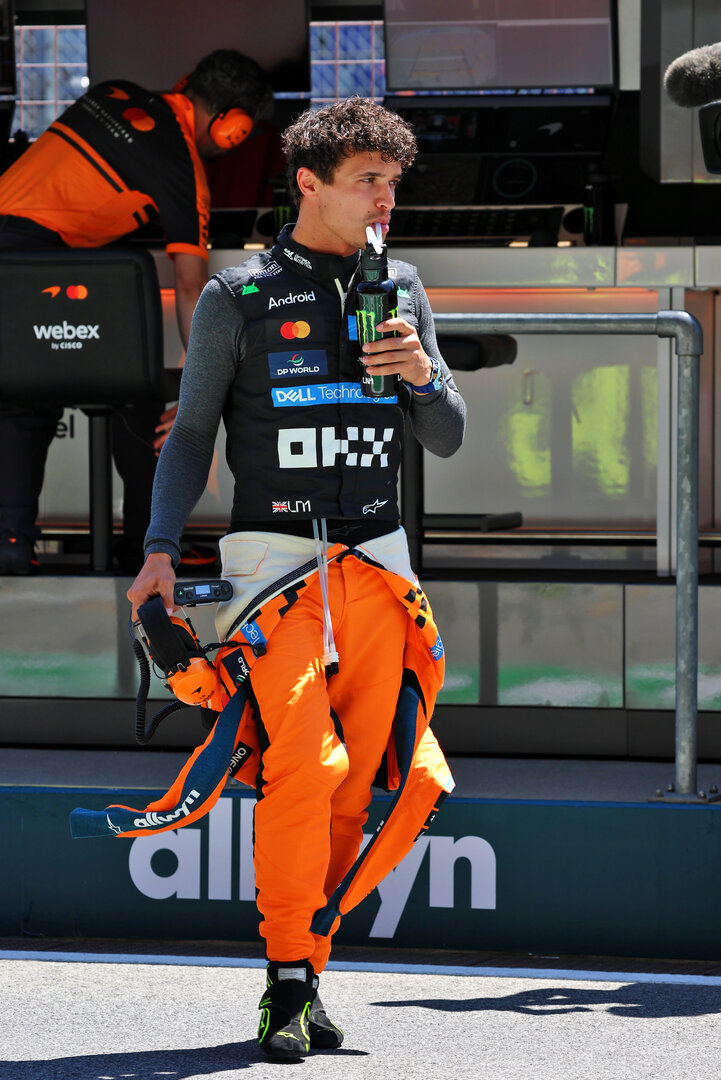 GP AUSTRIA, Lando Norris (GBR) McLaren F1 Team.
26.06.2026. Formula 1 World Championship, Rd 8, Austrian Grand Prix, Spielberg, Austria, Practice Day.
- www.xpbimages.com, EMail: requests@xpbimages.com © Copyright: Batchelor / XPB Images