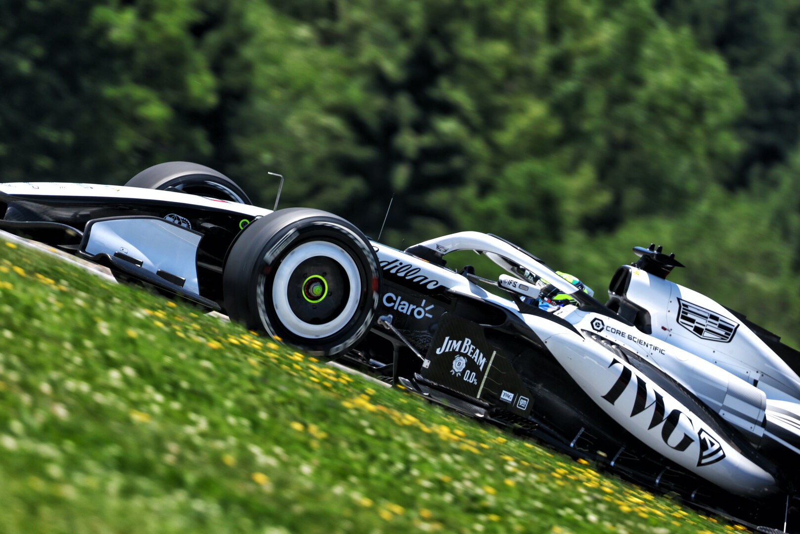 GP AUSTRIA, Sergio Perez (MEX) Cadillac Formula 1 Team MAC-26.
26.06.2026. Formula 1 World Championship, Rd 8, Austrian Grand Prix, Spielberg, Austria, Practice Day.
- www.xpbimages.com, EMail: requests@xpbimages.com © Copyright: Bearne / XPB Images