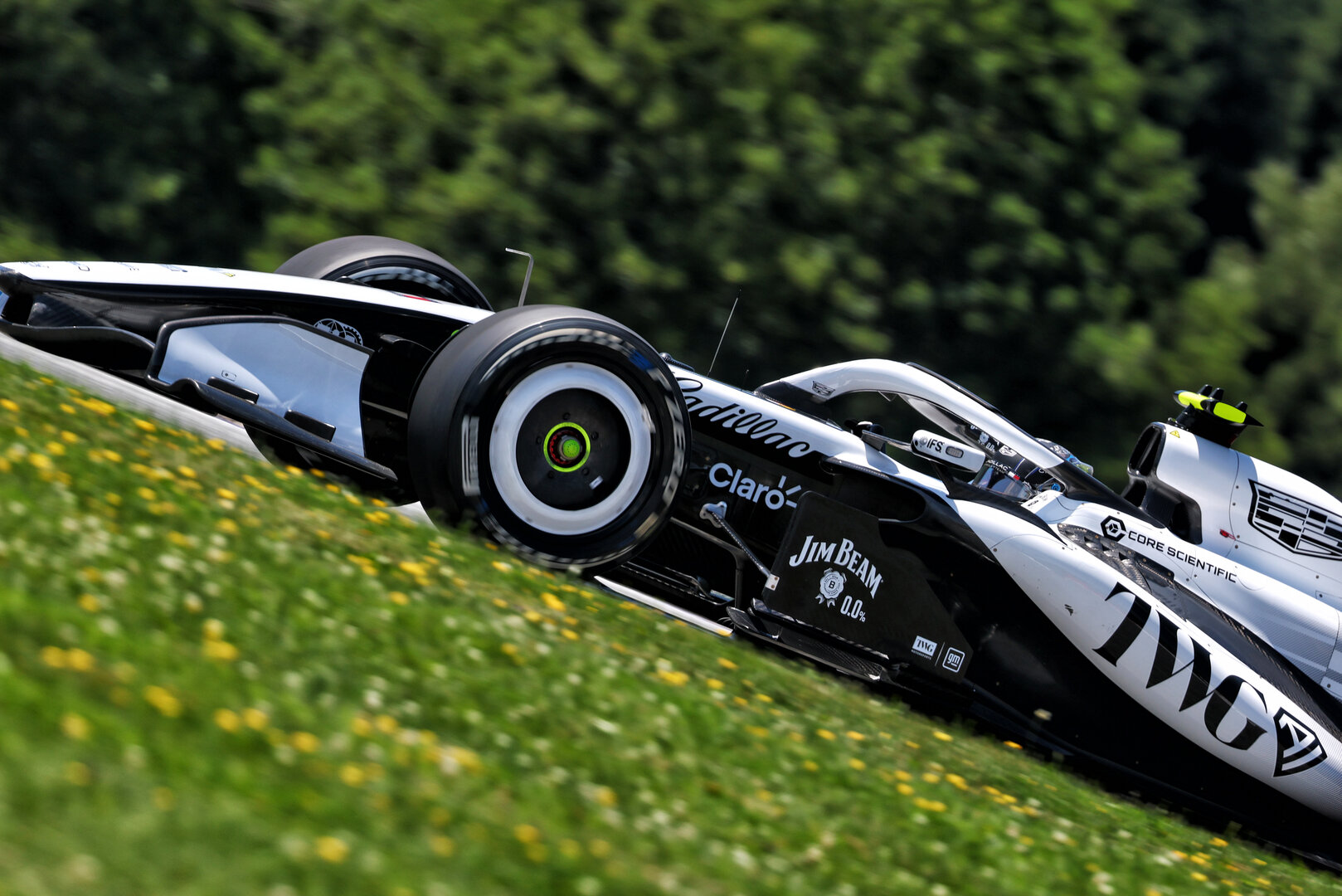 GP AUSTRIA, Valtteri Bottas (FIN) Cadillac Formula 1 Team MAC-26.
26.06.2026. Formula 1 World Championship, Rd 8, Austrian Grand Prix, Spielberg, Austria, Practice Day.
- www.xpbimages.com, EMail: requests@xpbimages.com © Copyright: Bearne / XPB Images