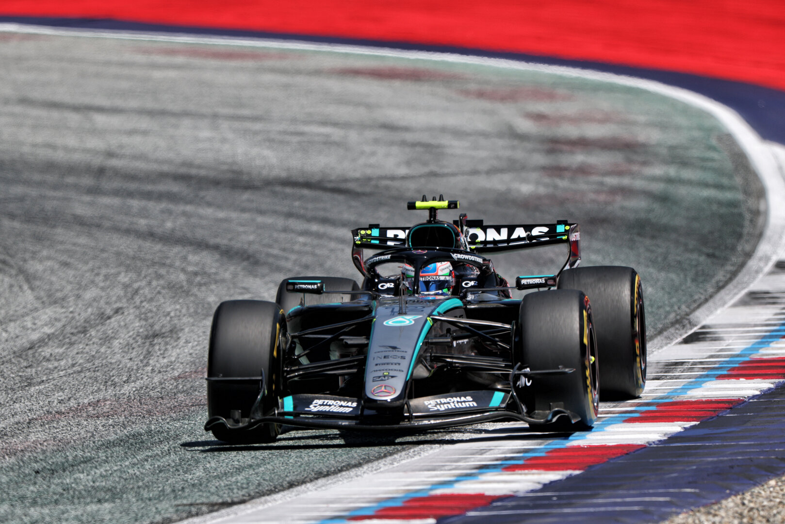 GP AUSTRIA, Andrea Kimi Antonelli (ITA) Mercedes AMG Formula One Team W17.
26.06.2026. Formula 1 World Championship, Rd 8, Austrian Grand Prix, Spielberg, Austria, Practice Day.
- www.xpbimages.com, EMail: requests@xpbimages.com © Copyright: Moy / XPB Images