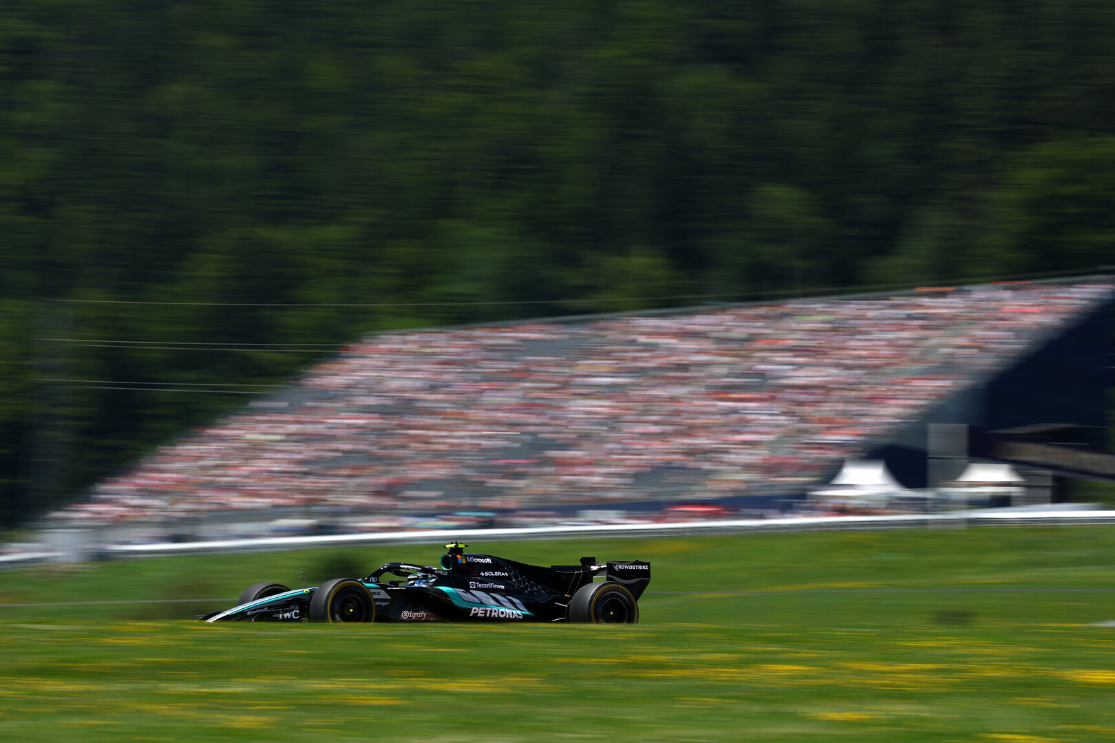 GP AUSTRIA, Andrea Kimi Antonelli (ITA) Mercedes AMG Formula One Team W17.
26.06.2026. Formula 1 World Championship, Rd 8, Austrian Grand Prix, Spielberg, Austria, Practice Day.
- www.xpbimages.com, EMail: requests@xpbimages.com © Copyright: Bearne / XPB Images