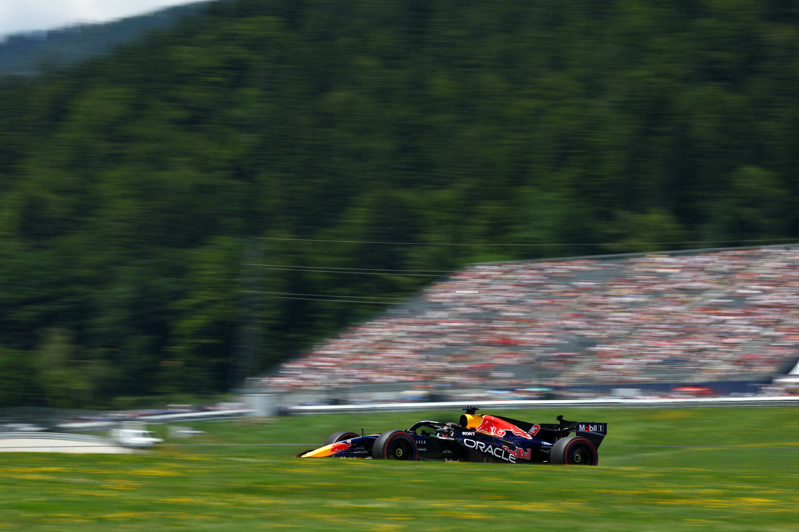 GP AUSTRIA, Max Verstappen (NLD) Red Bull Racing RB22.
26.06.2026. Formula 1 World Championship, Rd 8, Austrian Grand Prix, Spielberg, Austria, Practice Day.
- www.xpbimages.com, EMail: requests@xpbimages.com © Copyright: Bearne / XPB Images