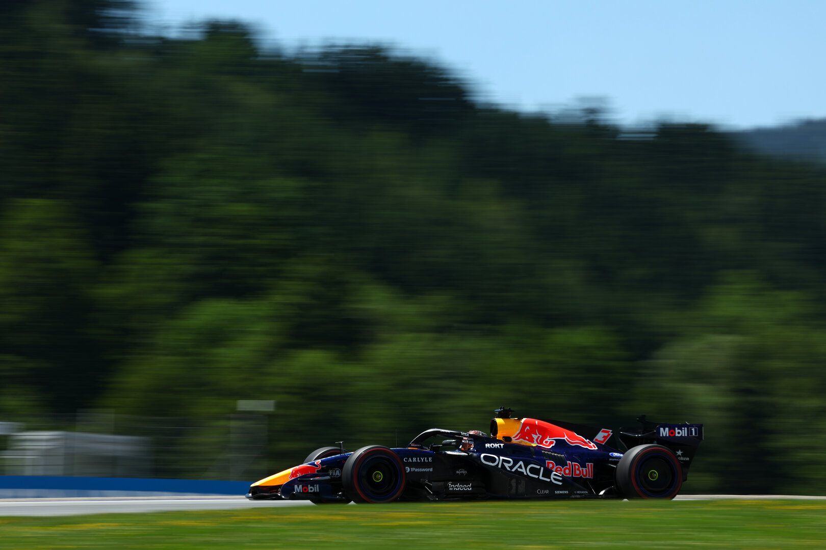 GP AUSTRIA, Max Verstappen (NLD) Red Bull Racing RB22.
26.06.2026. Formula 1 World Championship, Rd 8, Austrian Grand Prix, Spielberg, Austria, Practice Day.
- www.xpbimages.com, EMail: requests@xpbimages.com © Copyright: Bearne / XPB Images
