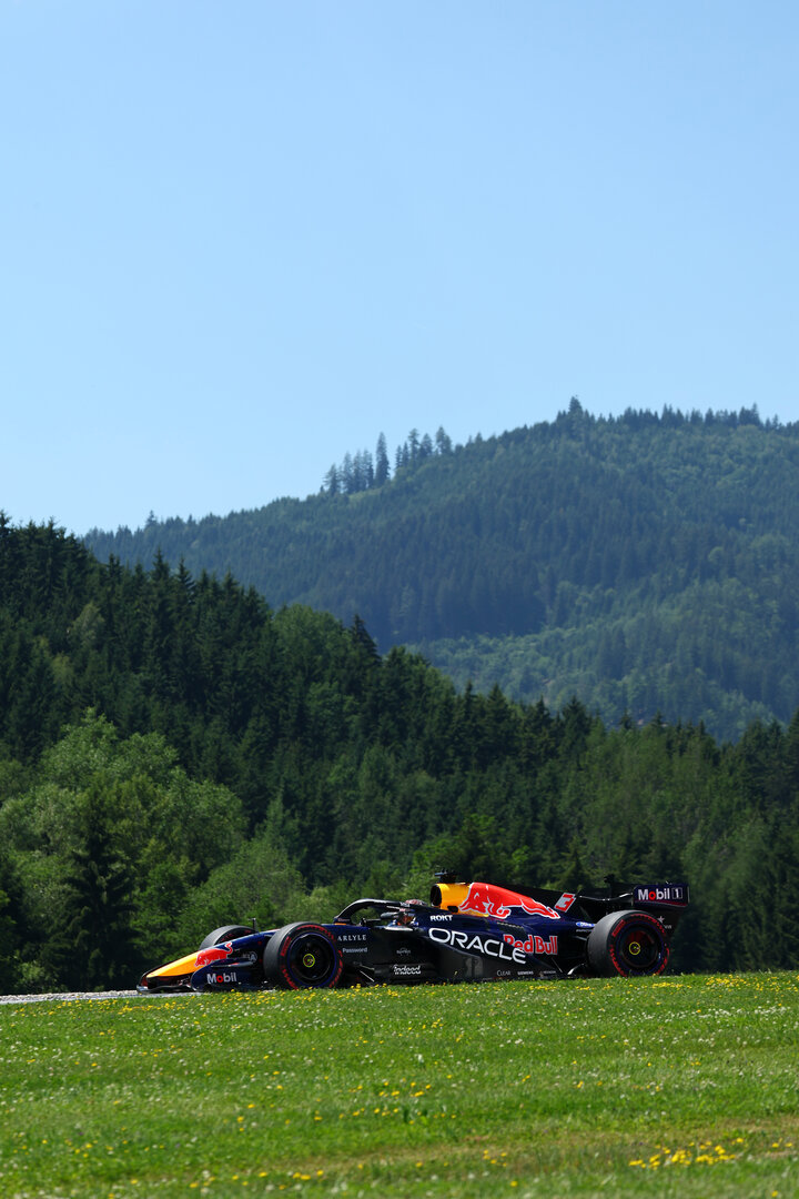 GP AUSTRIA, Max Verstappen (NLD) Red Bull Racing RB22.
26.06.2026. Formula 1 World Championship, Rd 8, Austrian Grand Prix, Spielberg, Austria, Practice Day.
- www.xpbimages.com, EMail: requests@xpbimages.com © Copyright: Bearne / XPB Images