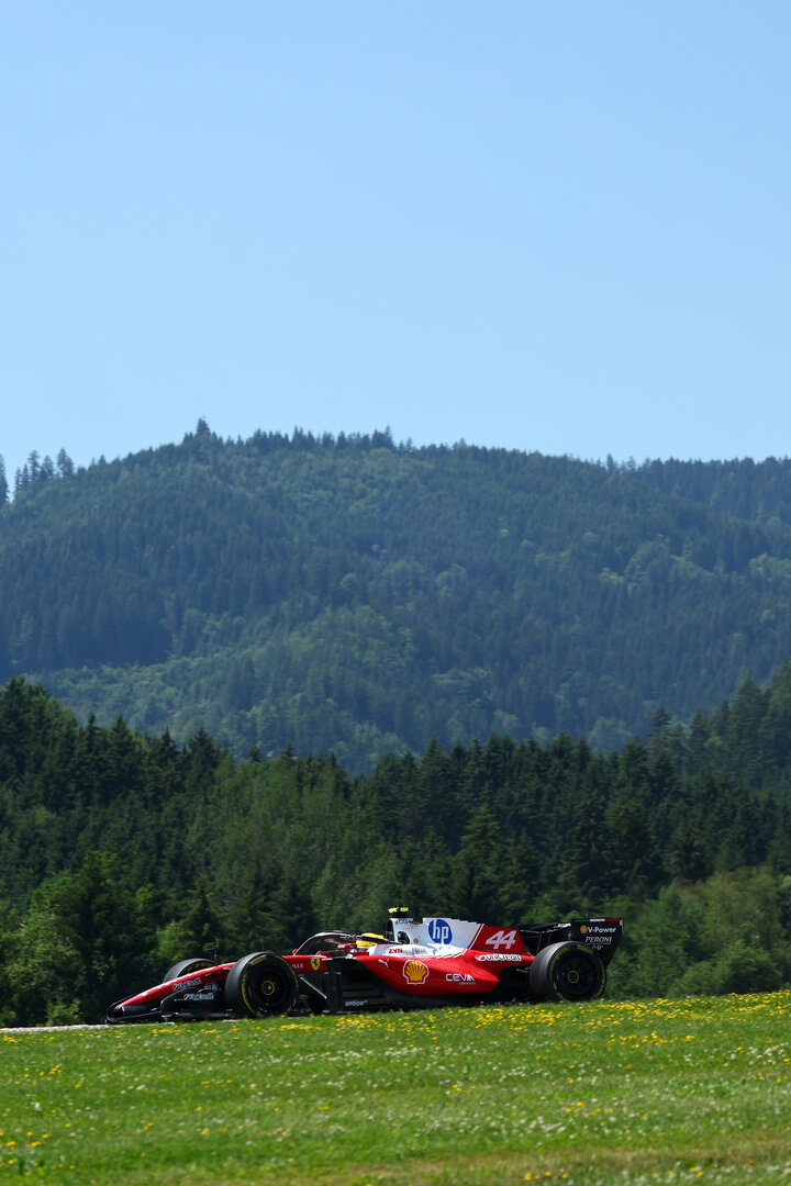 GP AUSTRIA, Lewis Hamilton (GBR) Ferrari SF-26.
26.06.2026. Formula 1 World Championship, Rd 8, Austrian Grand Prix, Spielberg, Austria, Practice Day.
- www.xpbimages.com, EMail: requests@xpbimages.com © Copyright: Bearne / XPB Images