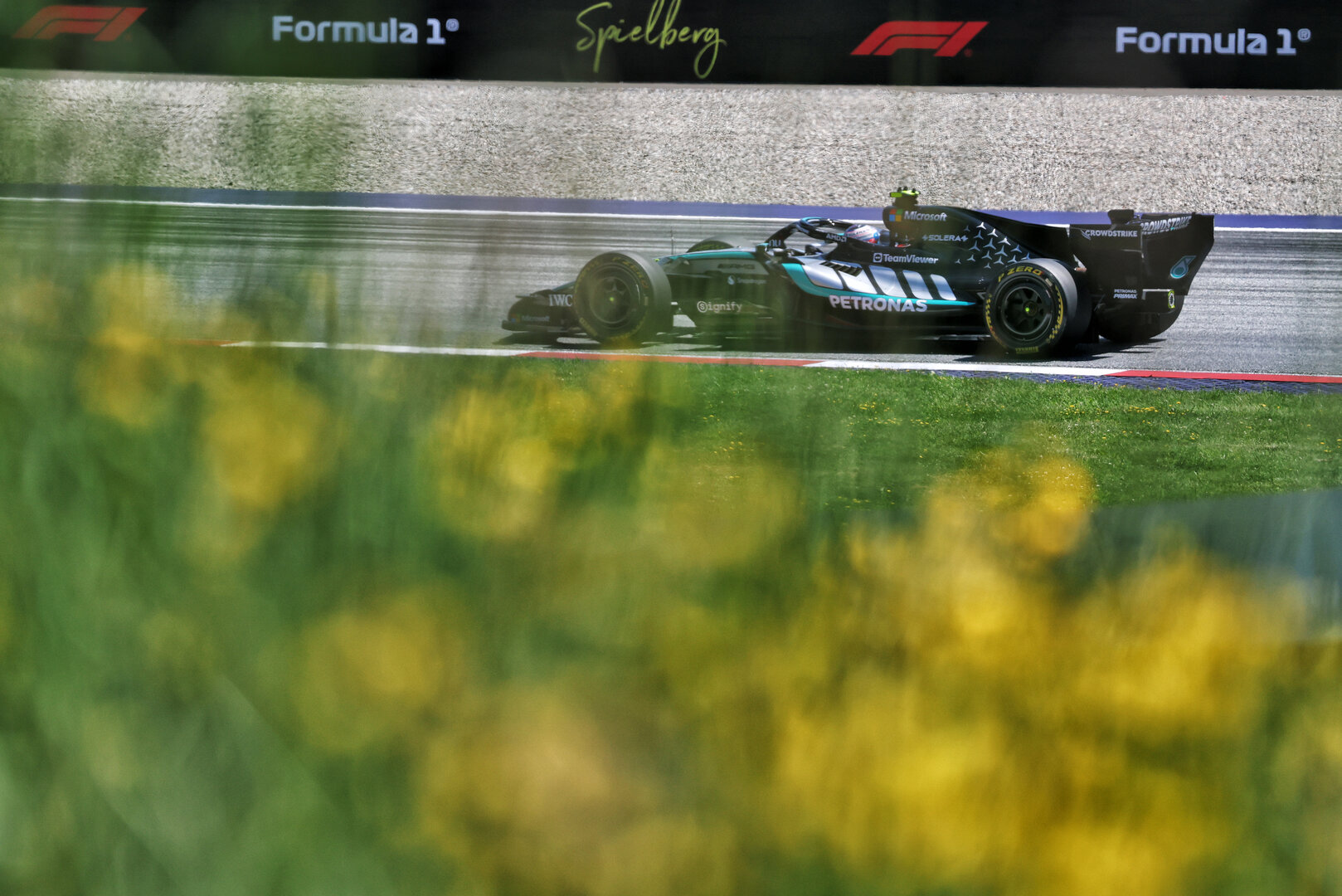 GP AUSTRIA, Andrea Kimi Antonelli (ITA) Mercedes AMG Formula One Team W17.
26.06.2026. Formula 1 World Championship, Rd 8, Austrian Grand Prix, Spielberg, Austria, Practice Day.
- www.xpbimages.com, EMail: requests@xpbimages.com © Copyright: Bearne / XPB Images