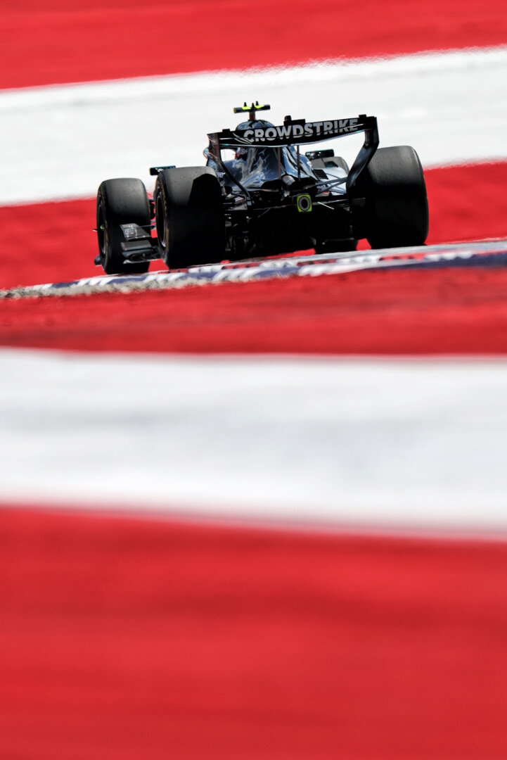 GP AUSTRIA, Andrea Kimi Antonelli (ITA) Mercedes AMG Formula One Team W17.
26.06.2026. Formula 1 World Championship, Rd 8, Austrian Grand Prix, Spielberg, Austria, Practice Day.
- www.xpbimages.com, EMail: requests@xpbimages.com © Copyright: Moy / XPB Images