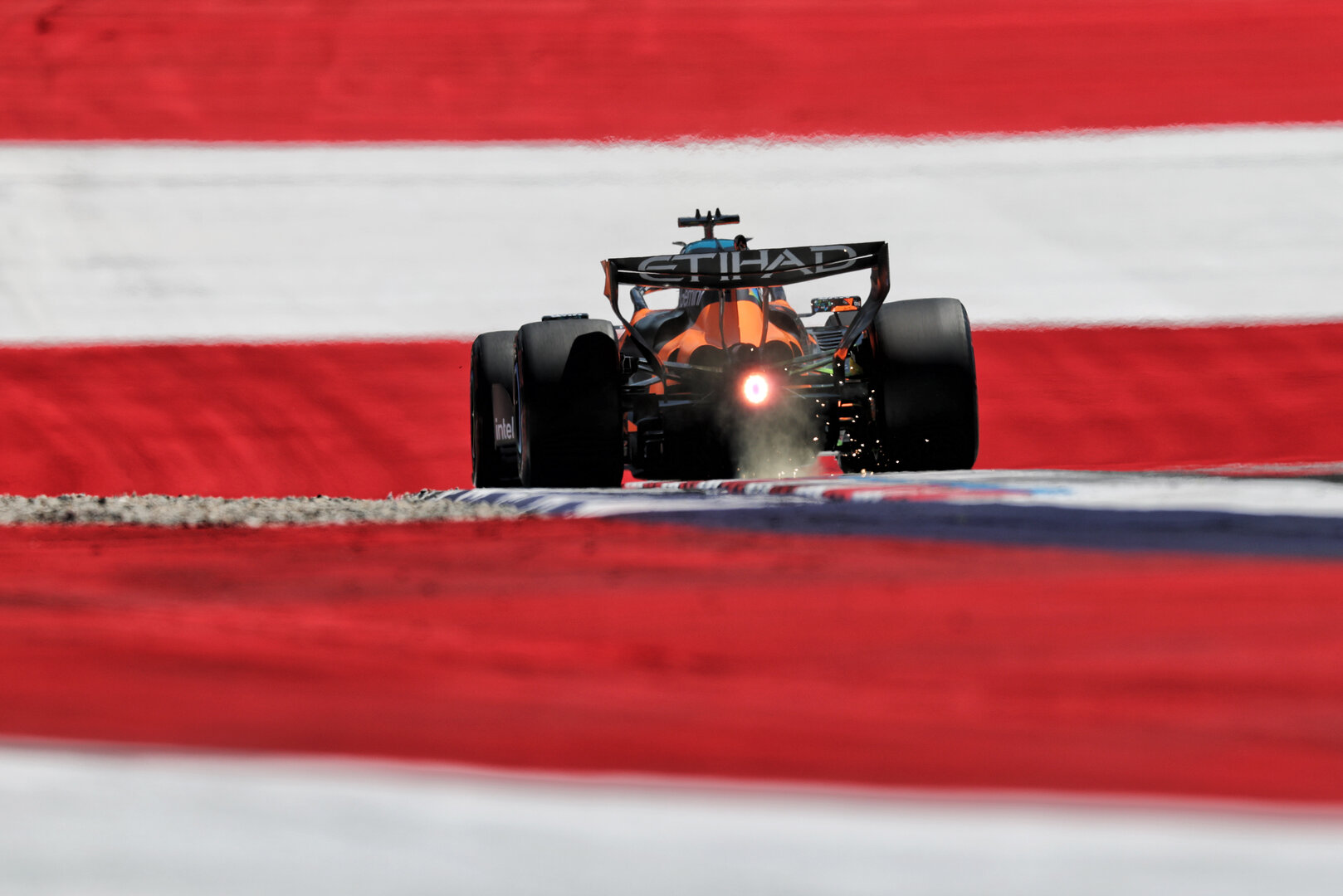 GP AUSTRIA, Oscar Piastri (AUS) McLaren F1 Team MCL40.
26.06.2026. Formula 1 World Championship, Rd 8, Austrian Grand Prix, Spielberg, Austria, Practice Day.
- www.xpbimages.com, EMail: requests@xpbimages.com © Copyright: Moy / XPB Images