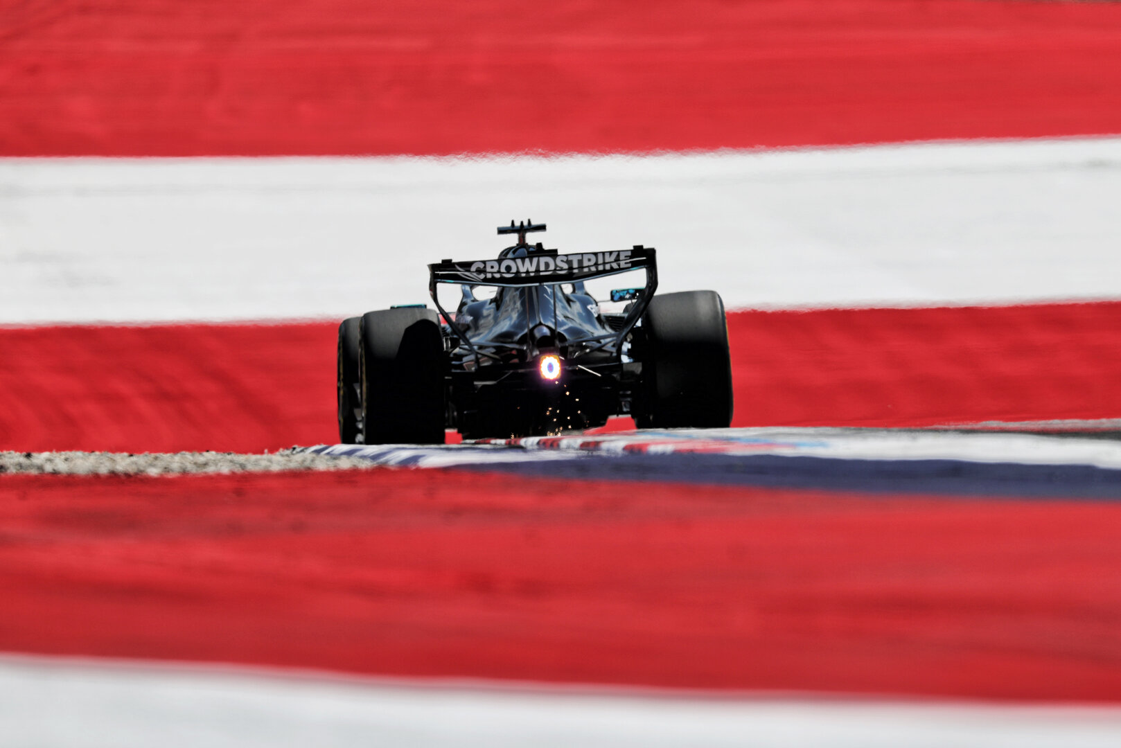 GP AUSTRIA, George Russell (GBR) Mercedes AMG Formula One Team W17.
26.06.2026. Formula 1 World Championship, Rd 8, Austrian Grand Prix, Spielberg, Austria, Practice Day.
- www.xpbimages.com, EMail: requests@xpbimages.com © Copyright: Moy / XPB Images