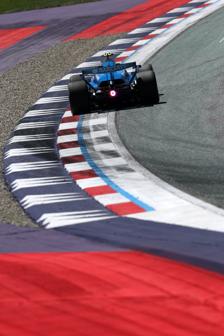 GP AUSTRIA, Luke Browning (GBR) Williams F1 Team FW48 Reserve Driver.
26.06.2026. Formula 1 World Championship, Rd 8, Austrian Grand Prix, Spielberg, Austria, Practice Day.
- www.xpbimages.com, EMail: requests@xpbimages.com © Copyright: Moy / XPB Images