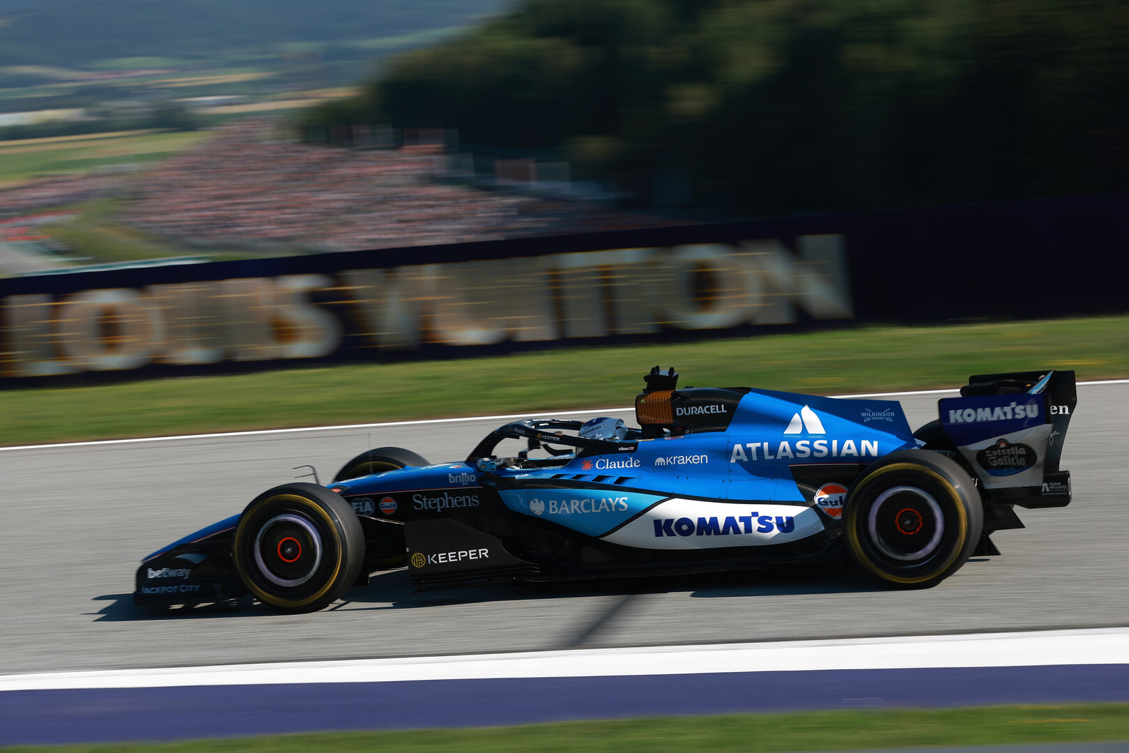 GP AUSTRIA, Alexander Albon (THA) Williams F1 Team FW48.
26.06.2026. Formula 1 World Championship, Rd 8, Austrian Grand Prix, Spielberg, Austria, Practice Day.
- www.xpbimages.com, EMail: requests@xpbimages.com © Copyright: Charniaux / XPB Images