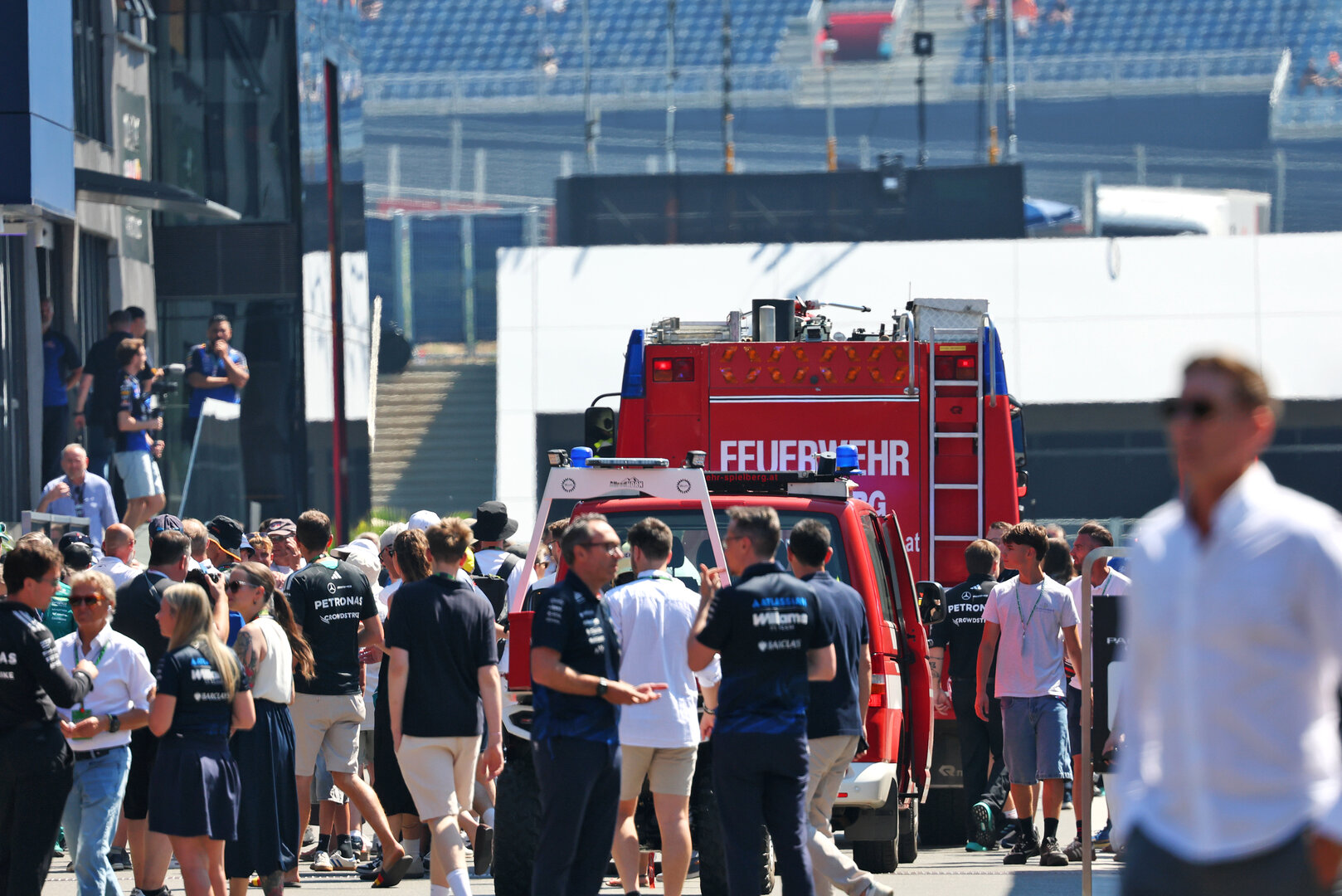 GP AUSTRIA, A fire engine in the paddock.
27.06.2026. Formula 1 World Championship, Rd 8, Austrian Grand Prix, Spielberg, Austria, Qualifiche Day.
- www.xpbimages.com, EMail: requests@xpbimages.com © Copyright: Bearne / XPB Images