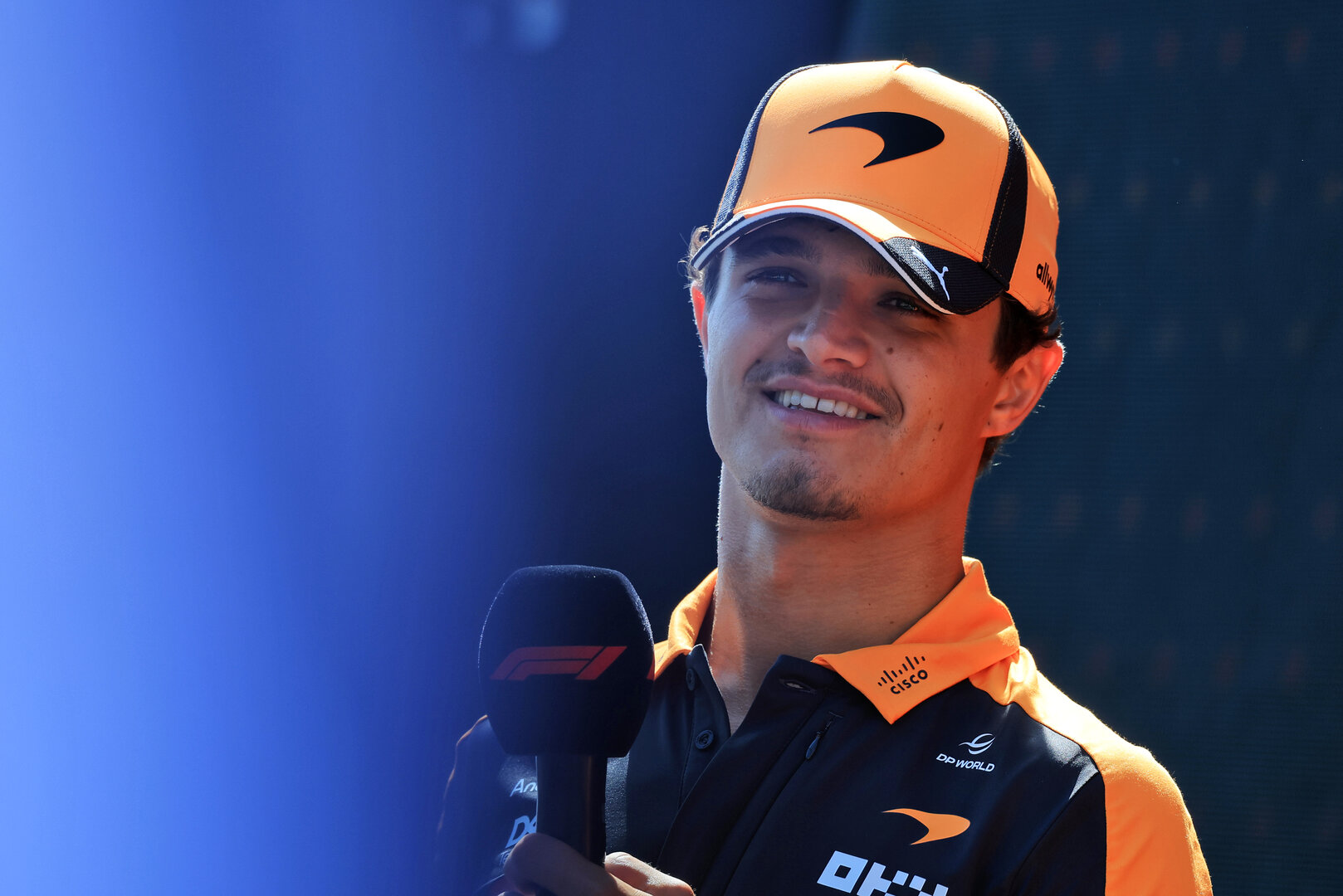 GP AUSTRIA, Lando Norris (GBR) McLaren F1 Team on the FanZone Stage.
27.06.2026. Formula 1 World Championship, Rd 8, Austrian Grand Prix, Spielberg, Austria, Qualifiche Day.
- www.xpbimages.com, EMail: requests@xpbimages.com © Copyright: Moy / XPB Images