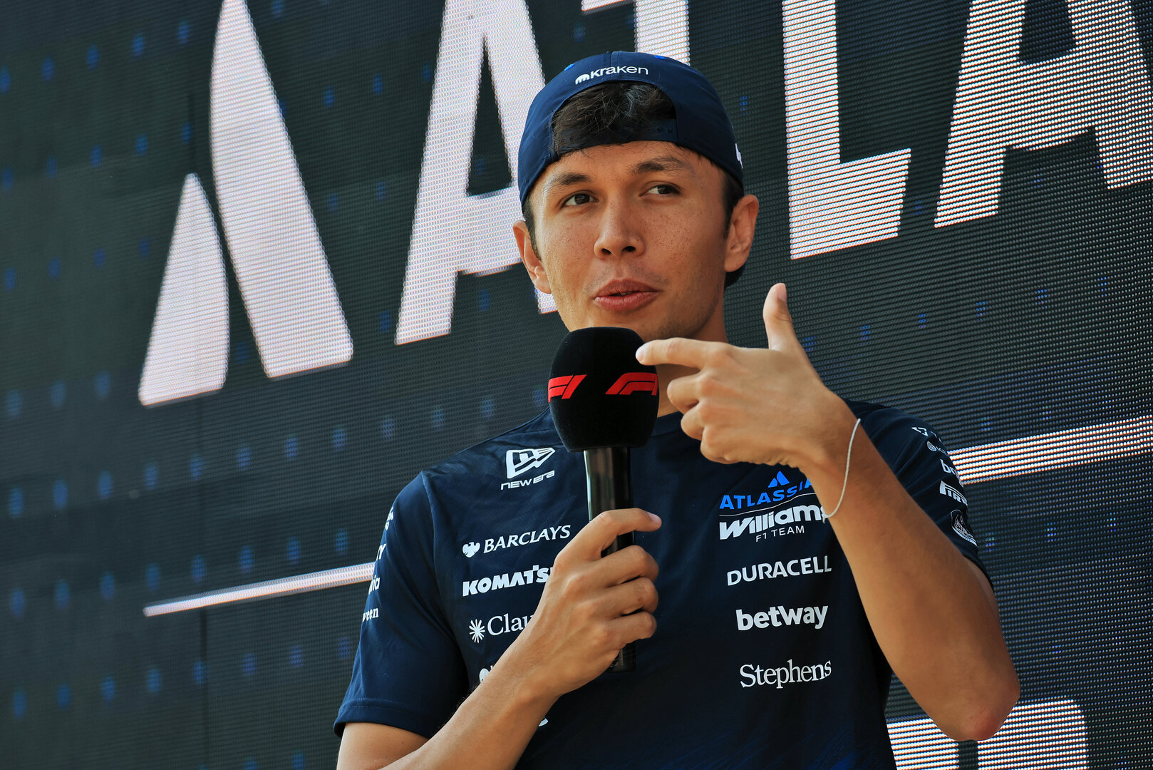 GP AUSTRIA, Alexander Albon (THA) Williams F1 Team on the FanZone Stage.
27.06.2026. Formula 1 World Championship, Rd 8, Austrian Grand Prix, Spielberg, Austria, Qualifiche Day.
- www.xpbimages.com, EMail: requests@xpbimages.com © Copyright: Moy / XPB Images