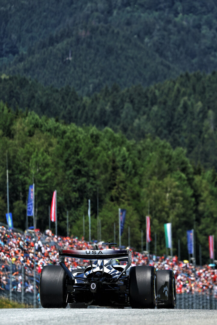 GP AUSTRIA, Sergio Perez (MEX) Cadillac Formula 1 Team MAC-26.
27.06.2026. Formula 1 World Championship, Rd 8, Austrian Grand Prix, Spielberg, Austria, Qualifiche Day.
- www.xpbimages.com, EMail: requests@xpbimages.com © Copyright: Bearne / XPB Images
