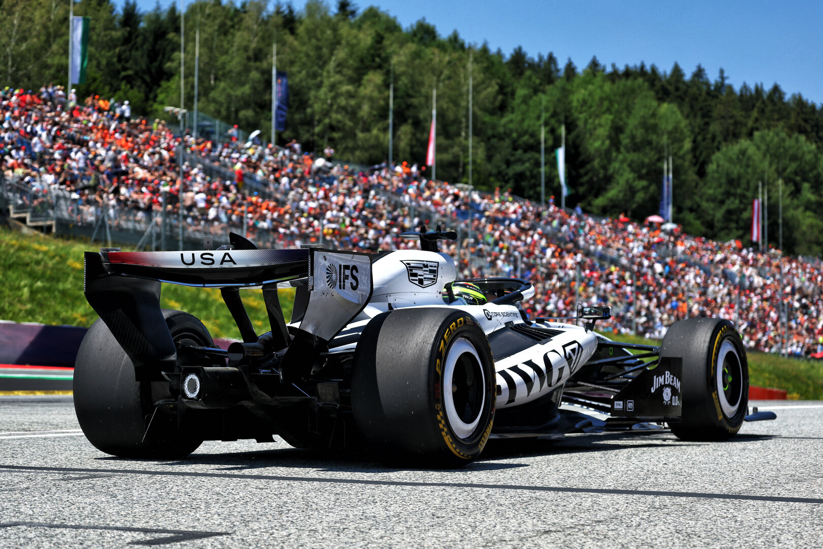 GP AUSTRIA, Sergio Perez (MEX) Cadillac Formula 1 Team MAC-26.
27.06.2026. Formula 1 World Championship, Rd 8, Austrian Grand Prix, Spielberg, Austria, Qualifiche Day.
- www.xpbimages.com, EMail: requests@xpbimages.com © Copyright: Bearne / XPB Images