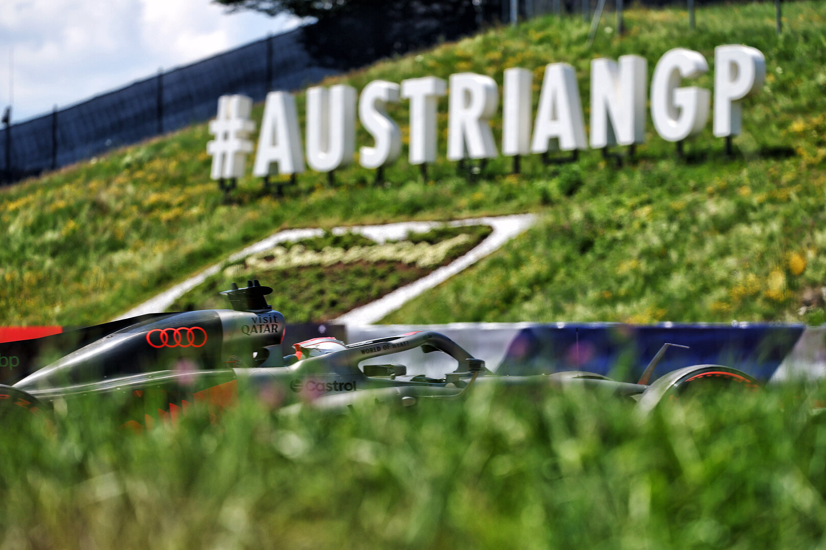 GP AUSTRIA, Nico Hulkenberg (GER) Audi F1 Team R26.
27.06.2026. Formula 1 World Championship, Rd 8, Austrian Grand Prix, Spielberg, Austria, Qualifiche Day.
- www.xpbimages.com, EMail: requests@xpbimages.com © Copyright: Bearne / XPB Images