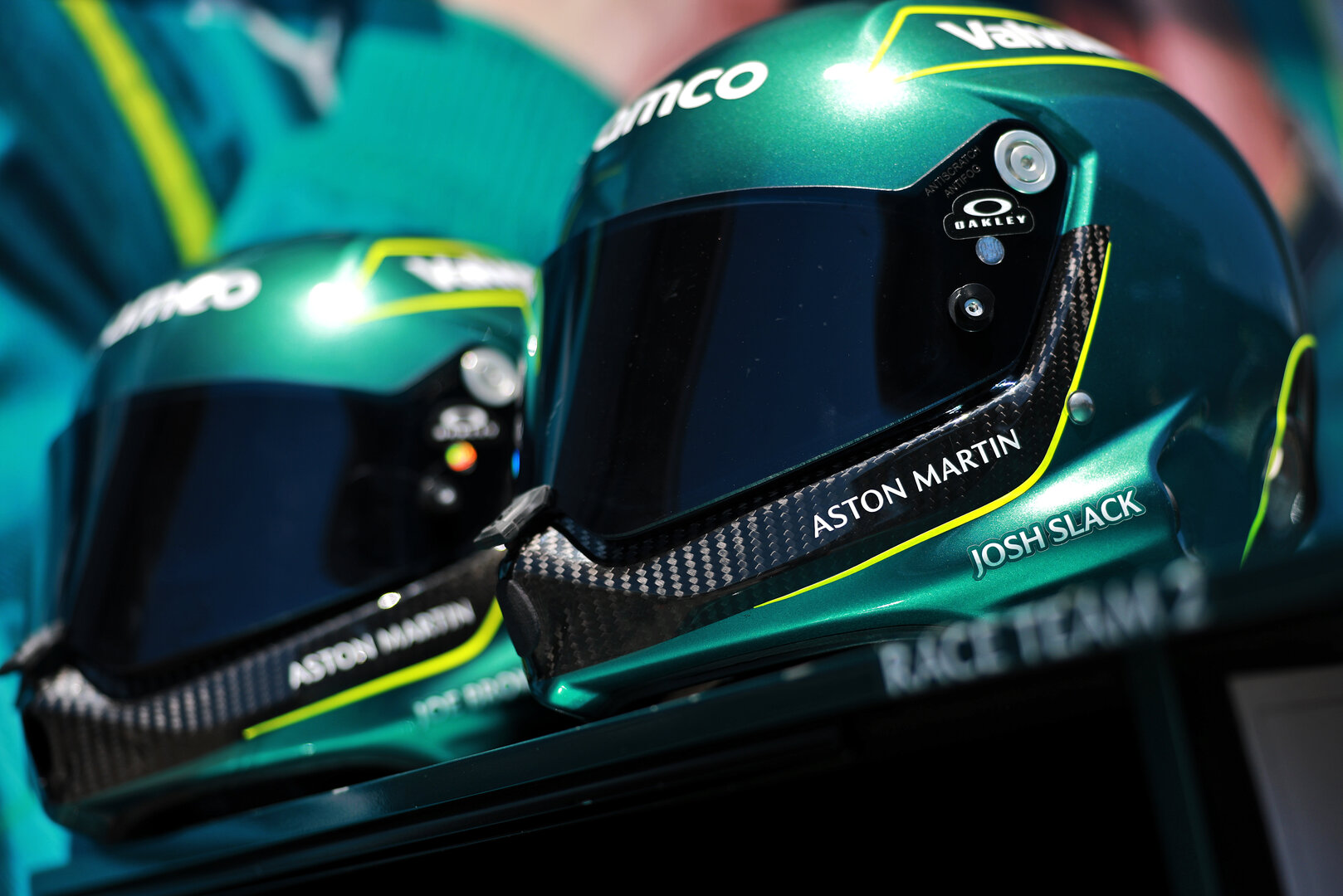 GP AUSTRIA, Aston Martin F1 Team meccanici' helmets.
27.06.2026. Formula 1 World Championship, Rd 8, Austrian Grand Prix, Spielberg, Austria, Qualifiche Day.
- www.xpbimages.com, EMail: requests@xpbimages.com © Copyright: Charniaux / XPB Images