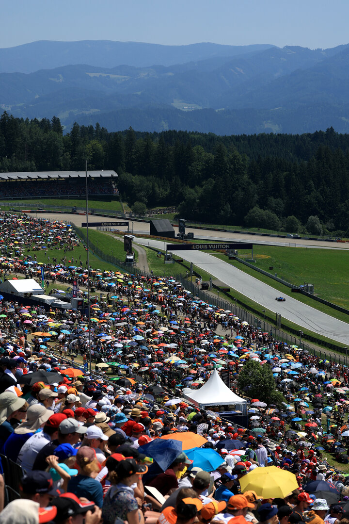 GP AUSTRIA, Carlos Sainz (ESP) Williams F1 Team FW48.
27.06.2026. Formula 1 World Championship, Rd 8, Austrian Grand Prix, Spielberg, Austria, Qualifiche Day.
- www.xpbimages.com, EMail: requests@xpbimages.com © Copyright: Moy / XPB Images